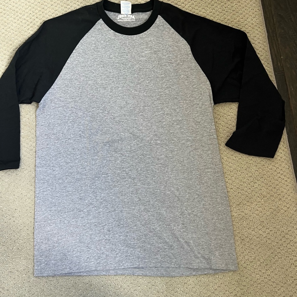 Joes USA Gray and Black Baseball Shirt Large